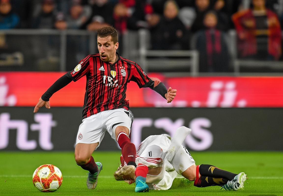 皇马旧帅穆里尼奥千场里程碑，曼城大胜狼队尤文图斯客场取胜，卫冕冠军翻车悲喜夜